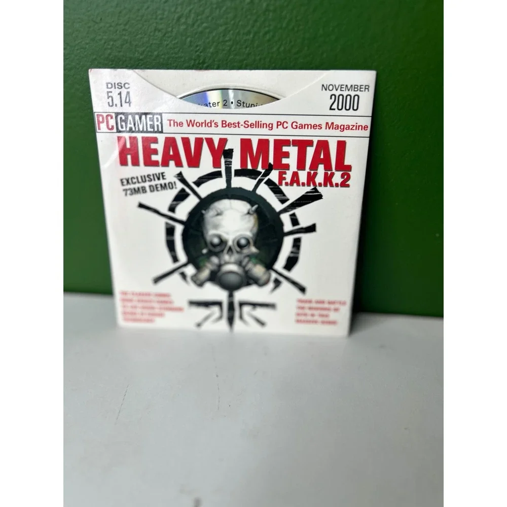 PC Gamer Disc 5.14 Nov 2000 Heavy Metal FAKK 2 Demo Age of Empires II Tony Hawk